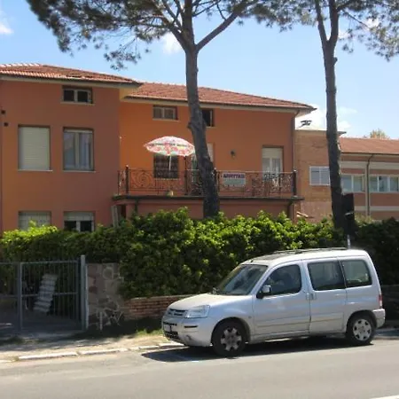 Martini - Tirrenia Apartment Pisa